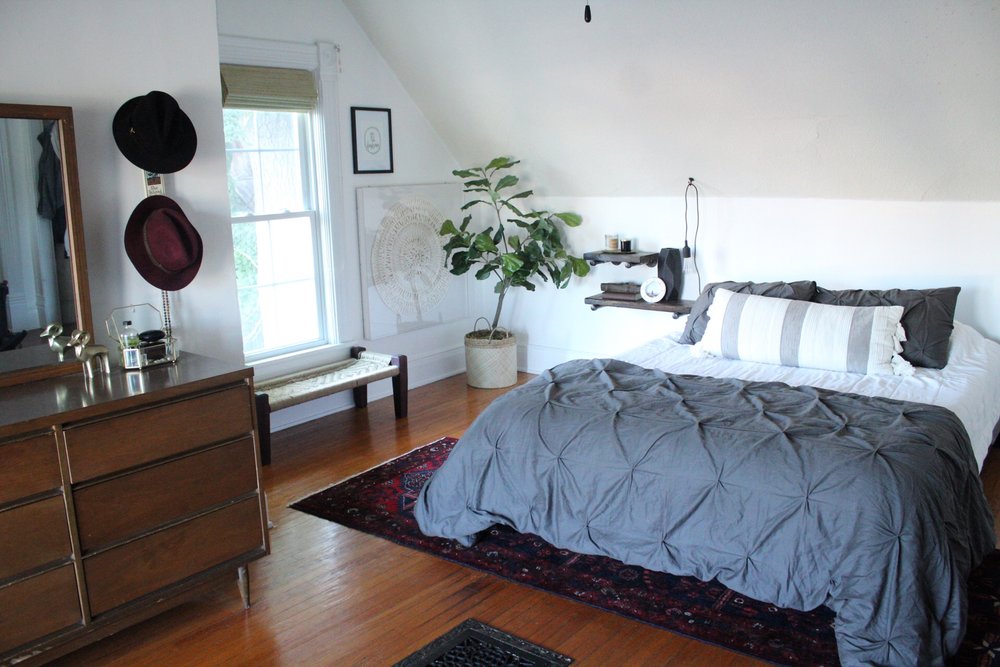 The Evolution of Our Master Bedroom | Miranda Schroeder

www.mirandaschroeder.com