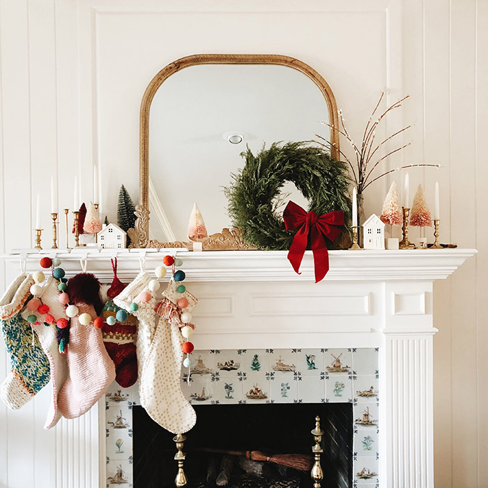 How to Decorate Your Fireplace Mantle for Christmas

Beautiful, Modern Christmas Fireplace Mantle Decor | Miranda Schroeder Blog

Black & White Christmas Decor, Modern Christmas Stockings, Garland, Wreaths, Mantle, Fireplace

www.mirandaschroeder.com