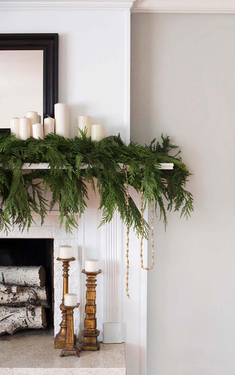 How to Decorate Your Fireplace Mantle for Christmas

Beautiful, Modern Christmas Fireplace Mantle Decor | Miranda Schroeder Blog

Black & White Christmas Decor, Modern Christmas Stockings, Garland, Wreaths, Mantle, Fireplace

www.mirandaschroeder.com