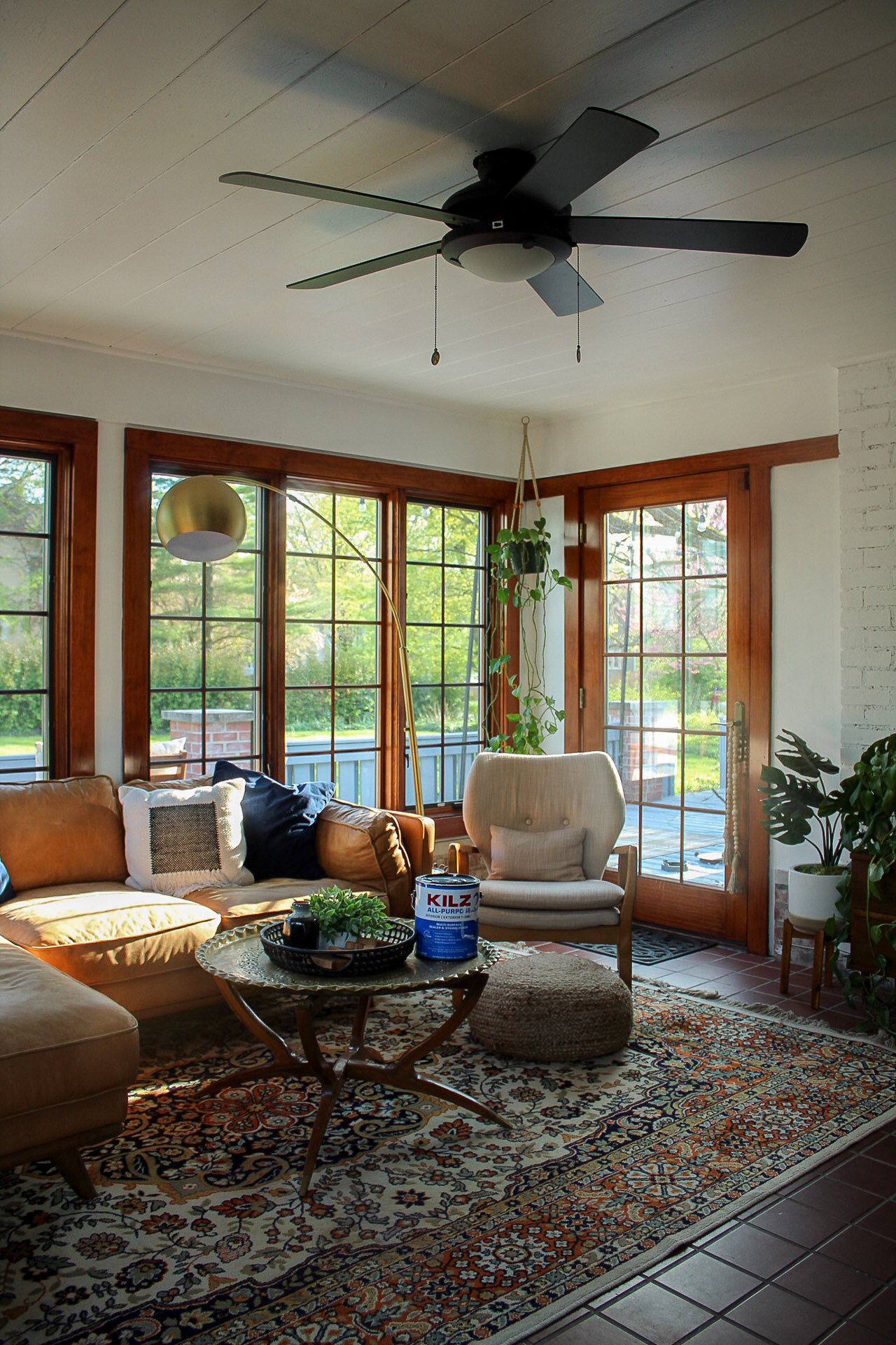 3 Day Sunroom Refresh with KILZ | Miranda Schroeder Blog

www.mirandaschroeder.com